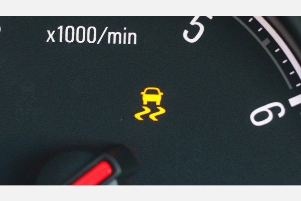 martor-asr-control-tractiune