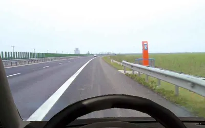 Amenda pentru circulația pe banda de urgență pe autostradă în 2024