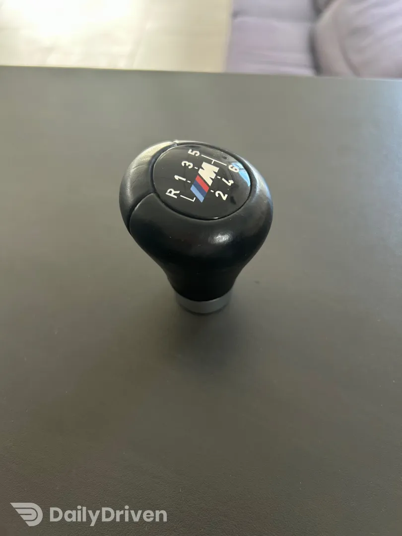 Nuca schimbator viteze M 6 trepte BMW Seria 3 E90, E91