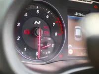 Check Engine-Warnleuchte und Fehlercodes durch Abklemmen der Batterie zurücksetzen