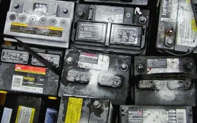 Може ли автомобилният акумулатор да замръзне? Всичко за батериите през зимата