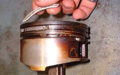 Worn piston rings: symptoms, causes and sealing solutions