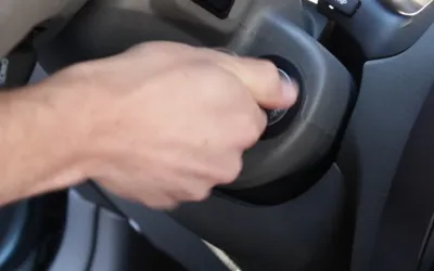 What happens when you turn the key with the engine running