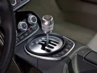 Kézi váltó vs. automata: élettartam, költségek és megbízhatóság