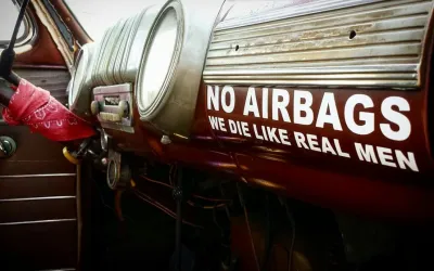 Ce leziuni și daune poate provoca declanșarea unui airbag