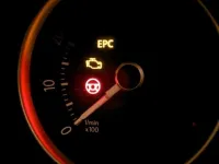 Yanıp yanan EPC göstergesi nasıl çözülür - Teşhis ve onarım rehberi