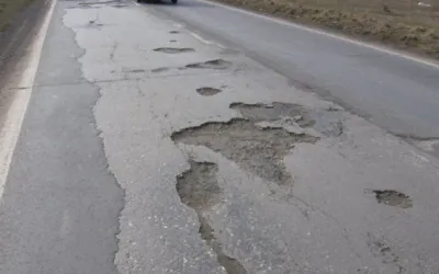 Cum să treci prin gropi în siguranță - 5 sfaturi esențiale pentru șoferi