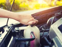 De ce barbotează lichidul de racire și cum se rezolvă problema