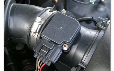 Simptome și cauze pentru senzorul de masă de aer (MAF) defect