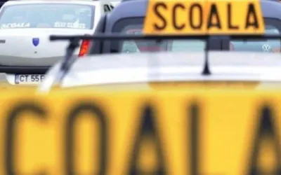 Ghidul complet pentru pregătirea și promovarea examenului auto