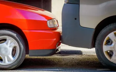 Cele mai periculoase locuri unde se produc accidente rutiere și cum le eviți