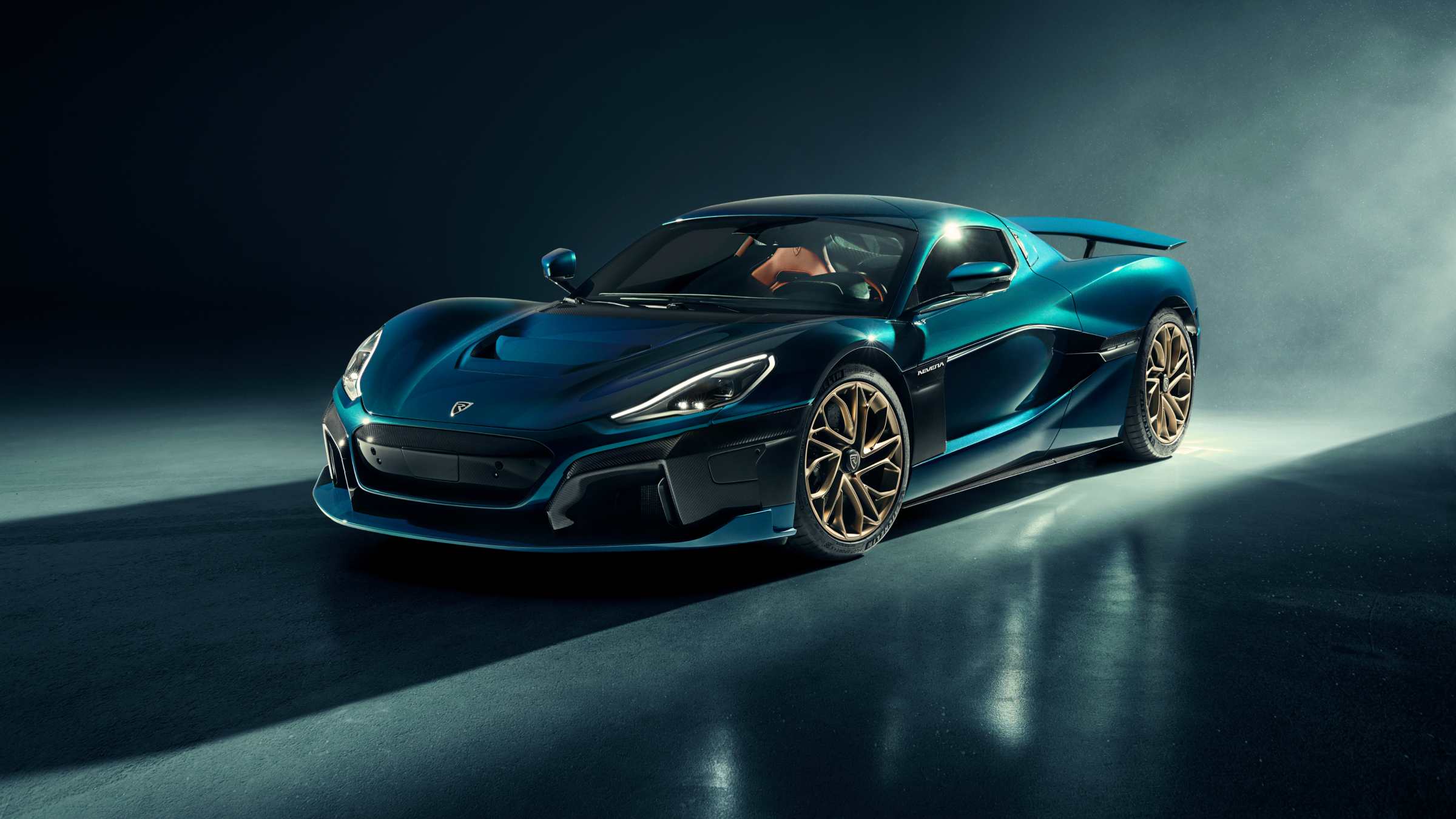 Rimac Nevera R breaks 24 world performance records