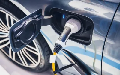 UE pregătește reguli care obligă firmele de închirieri auto să cumpere exclusiv vehicule electrice din 2030