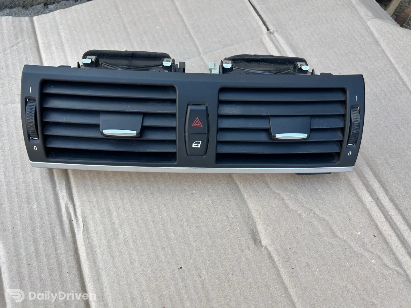 Grila centrala ventilatie bord BMW X5 E70, 9210705, 9220101