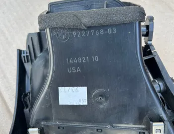 Grila ventilatie dreapta BMW X5 E70, 9227768