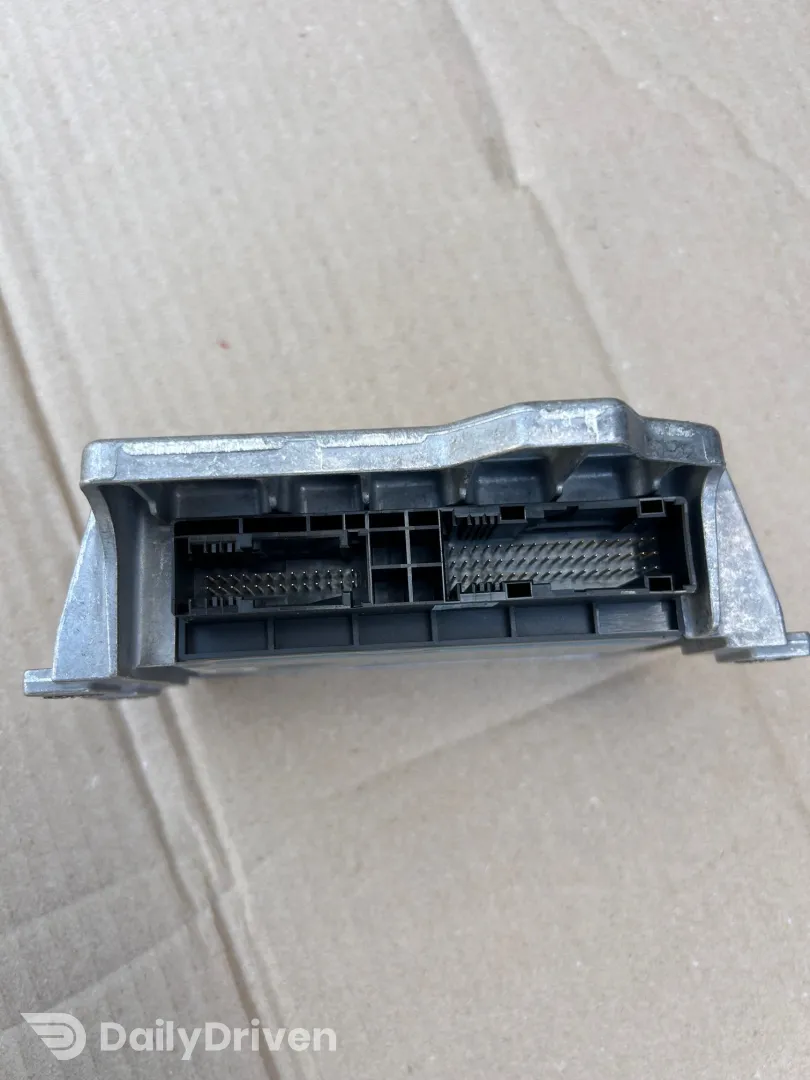 Calculator airbag BMW Seria 1 E88, 9240083, 0285010258