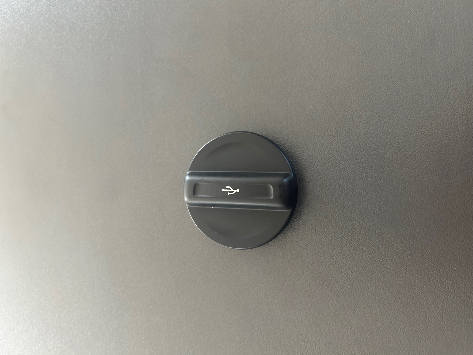 Capac buton USB Dacia Duster