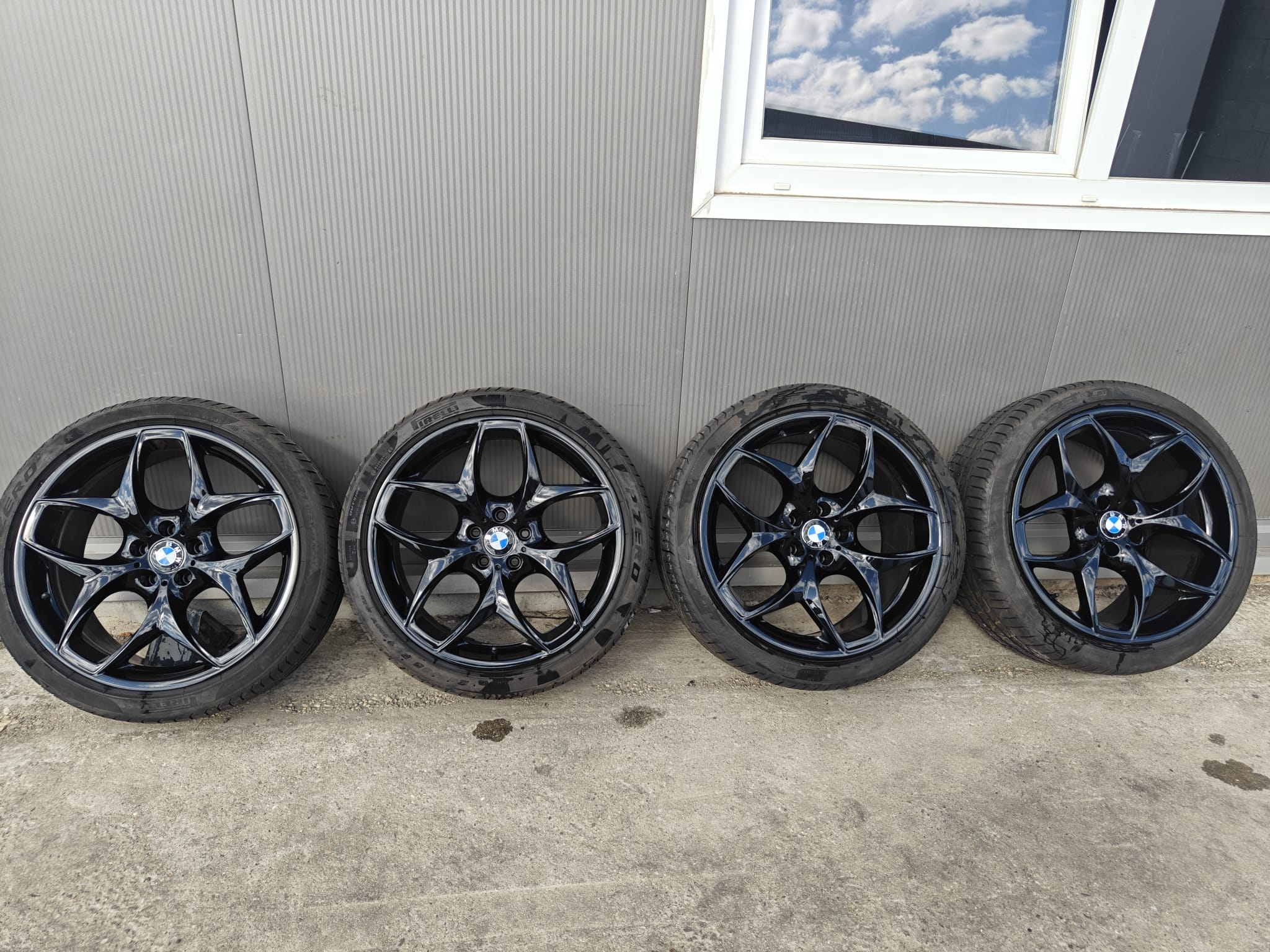 Jante cu anvelope ca noi R21 BMW X5 E70, X5 F15