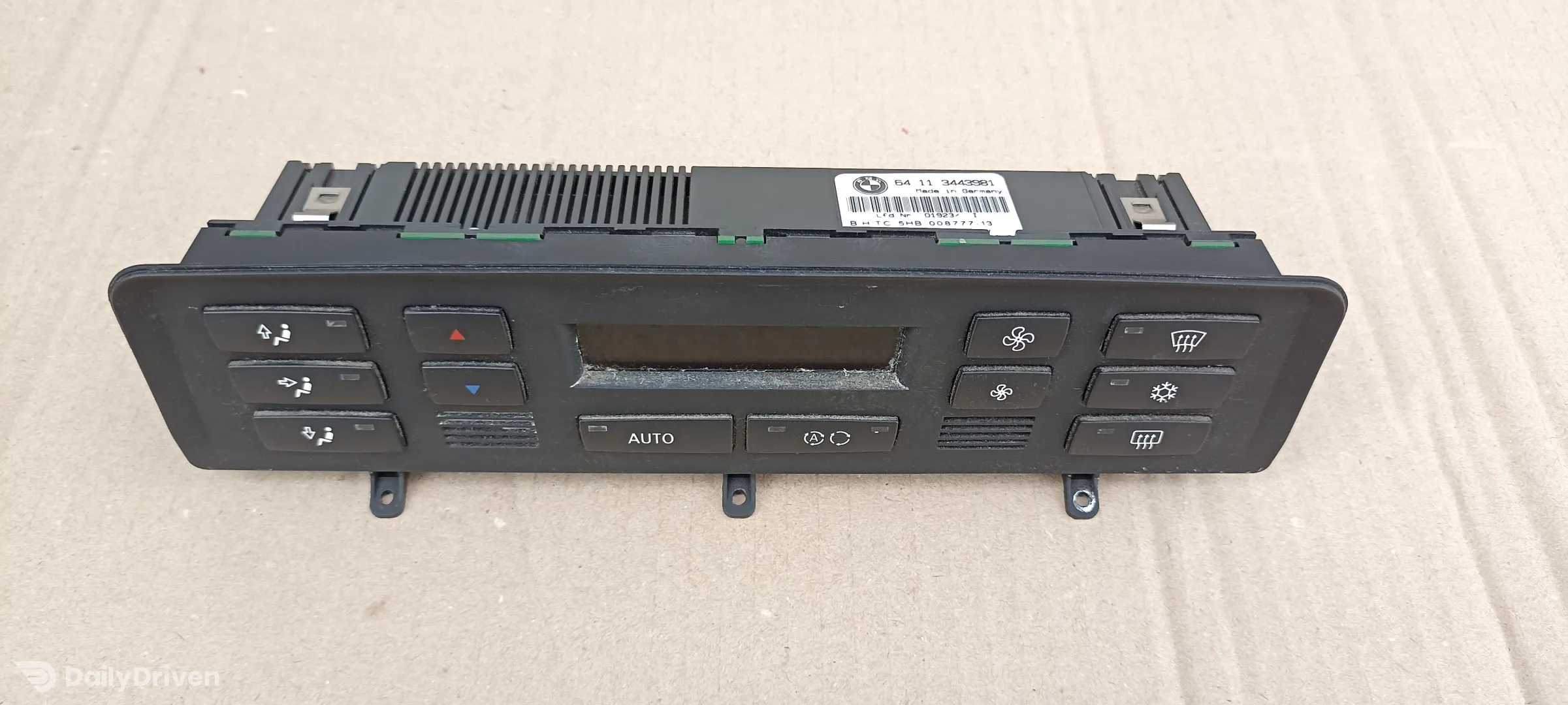 Panou comanda clima AC BMW X3 E83, 3443981