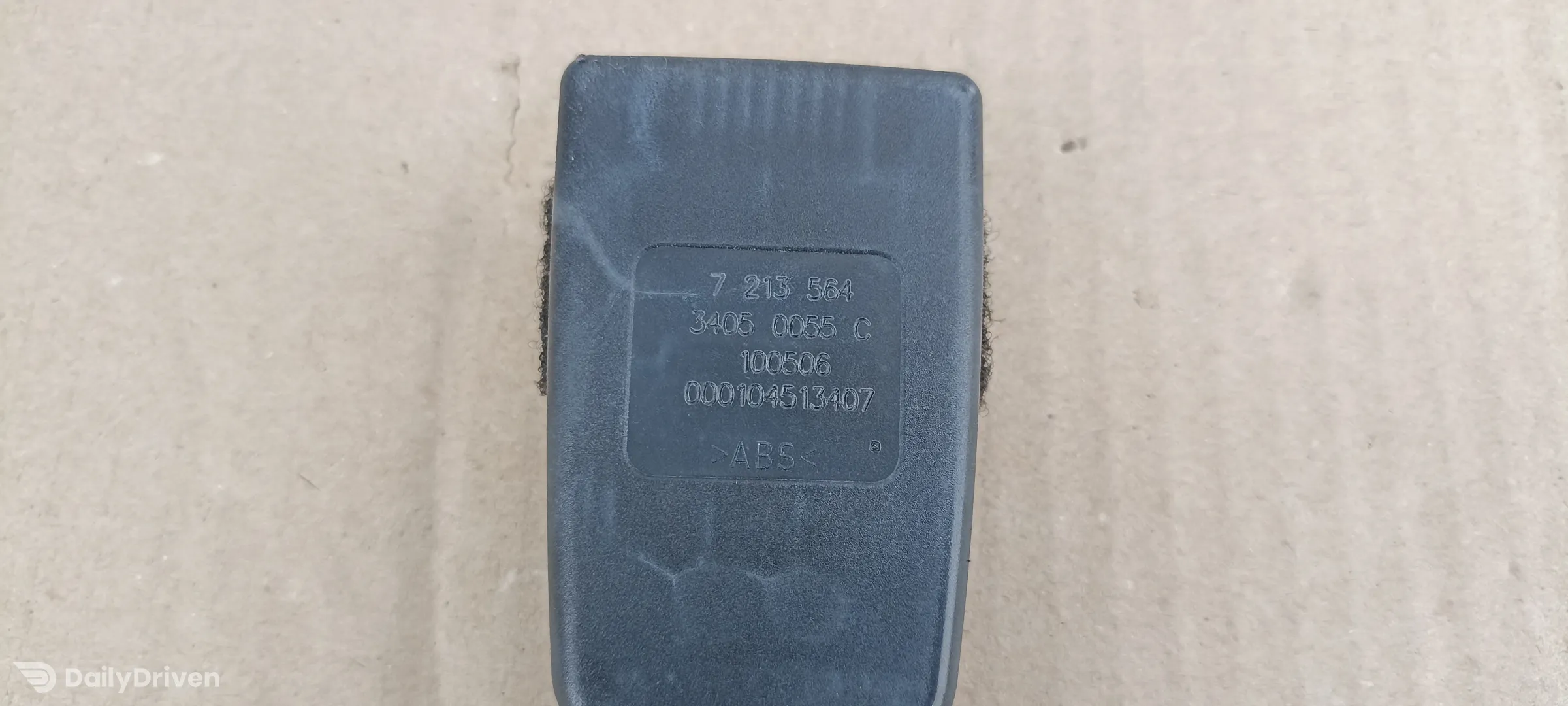 Capsa centura dreapta fata BMW X1 E84, pretensioner centura 7213564