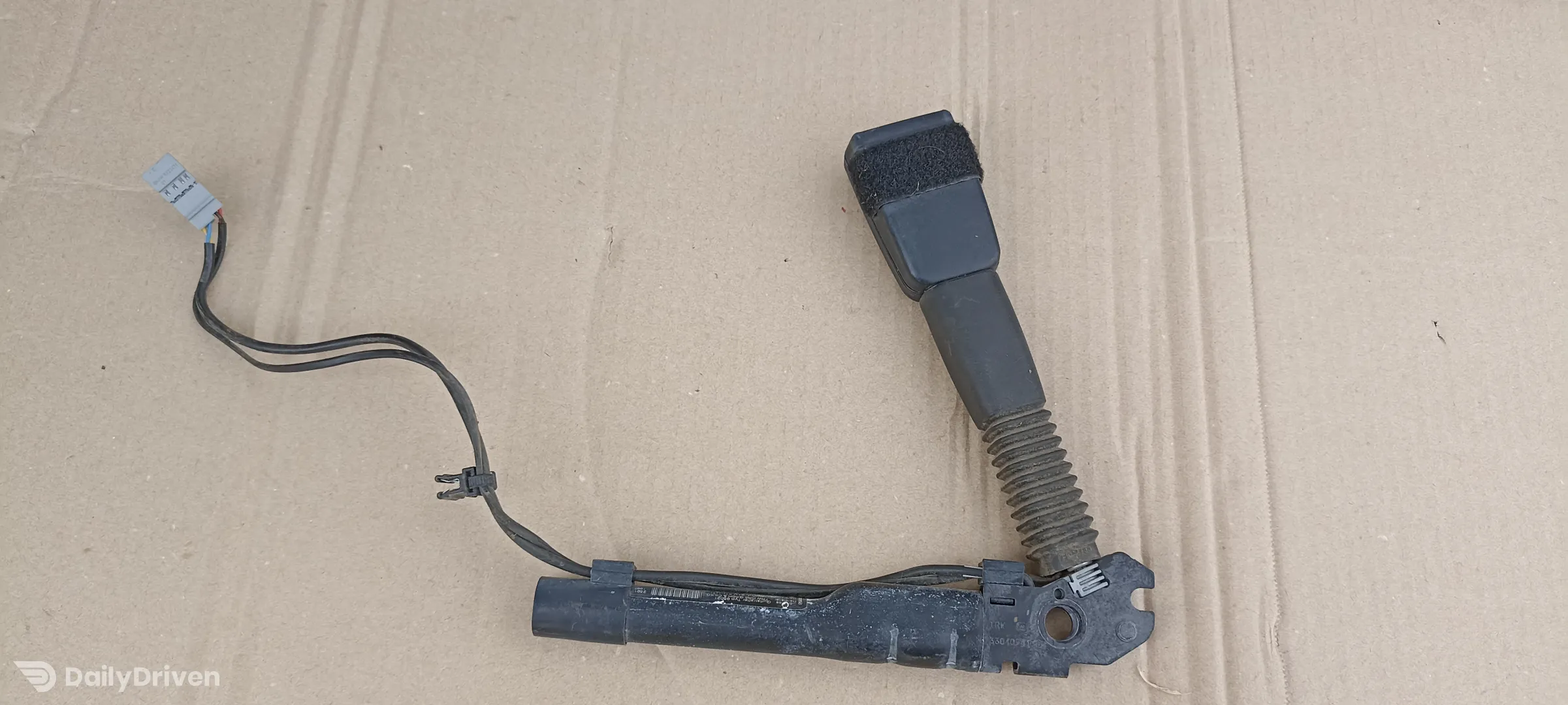 Capsa centura dreapta fata BMW X1 E84, pretensioner centura 7213564