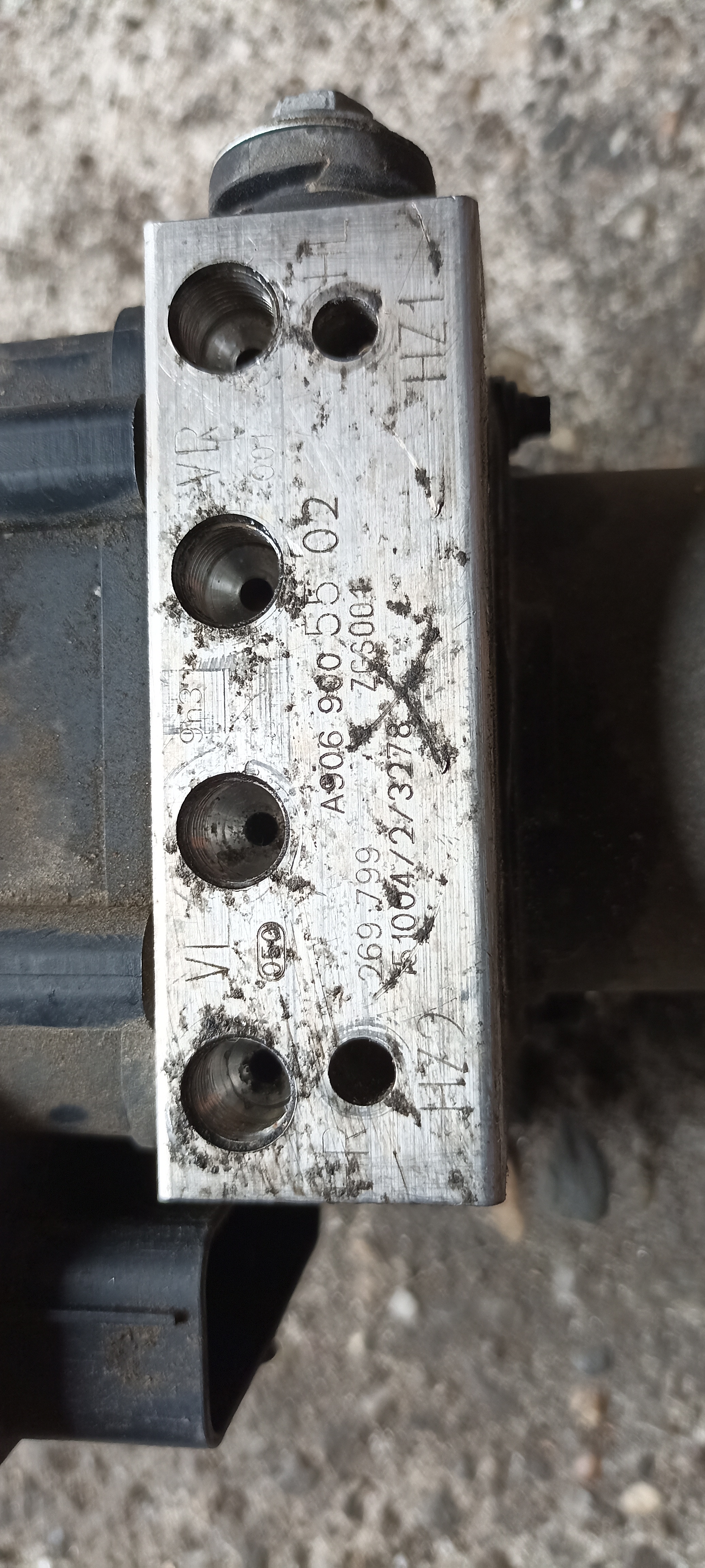pompa abs Mercedes Sprinter W906, A9069005502