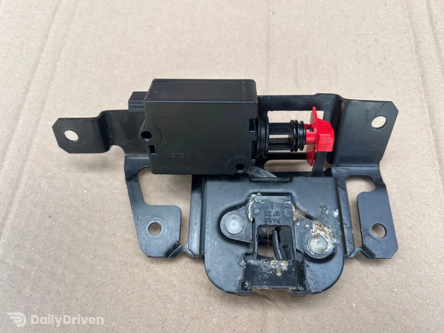 Broasca haion portbagaj BMW X3 E83, 7057364