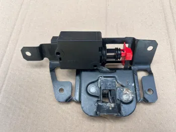 Broasca haion portbagaj BMW X3 E83, 7057364