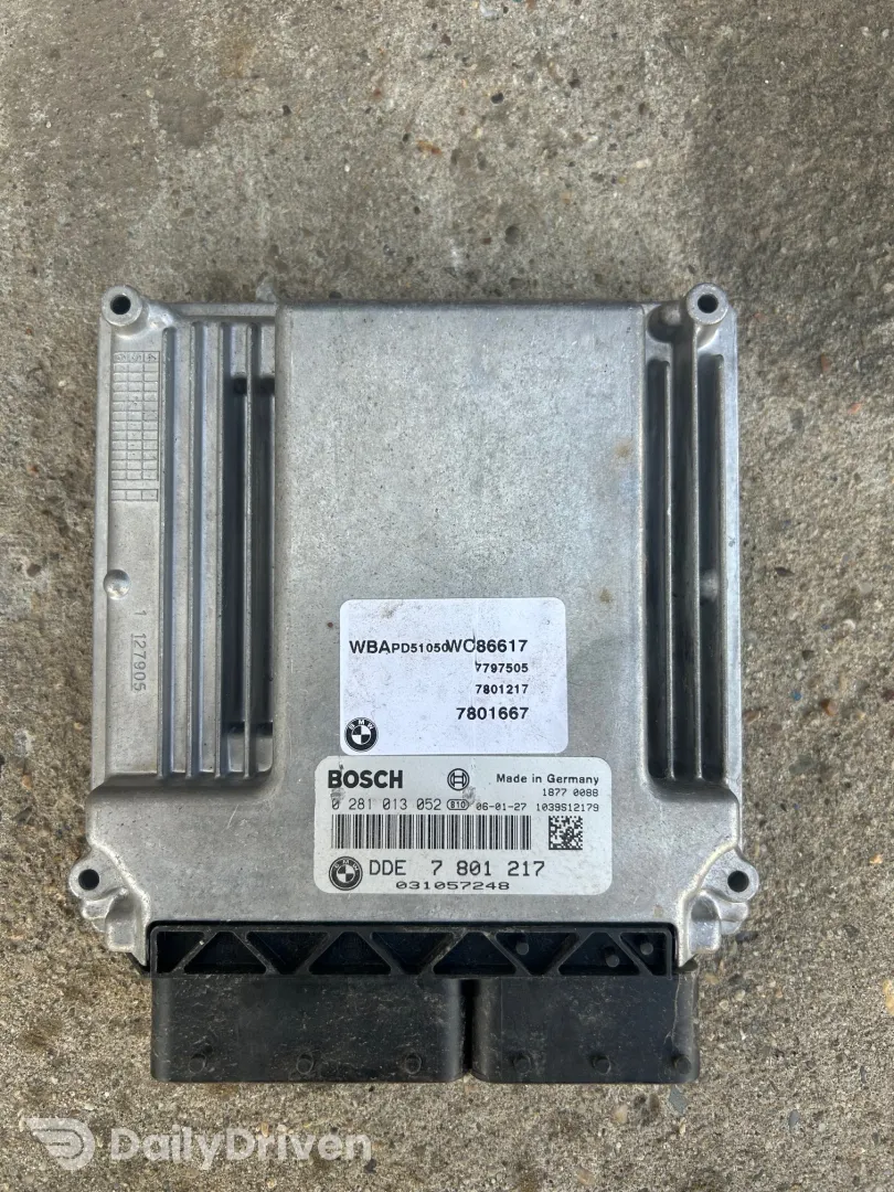 ECU calculator motor BMW Seria 7 E65 E66, M57, 7801217, 0281013052