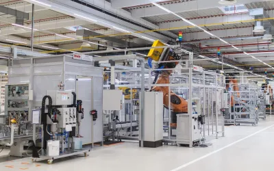 Mercedes-Benz inaugurează cel mai avansat centru de testare a luminilor din industria auto