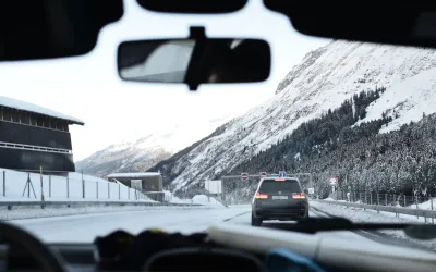 ​Téli autózás Romániában – melyik gumiabroncs teljesít jól a hegyvidéki utakon?