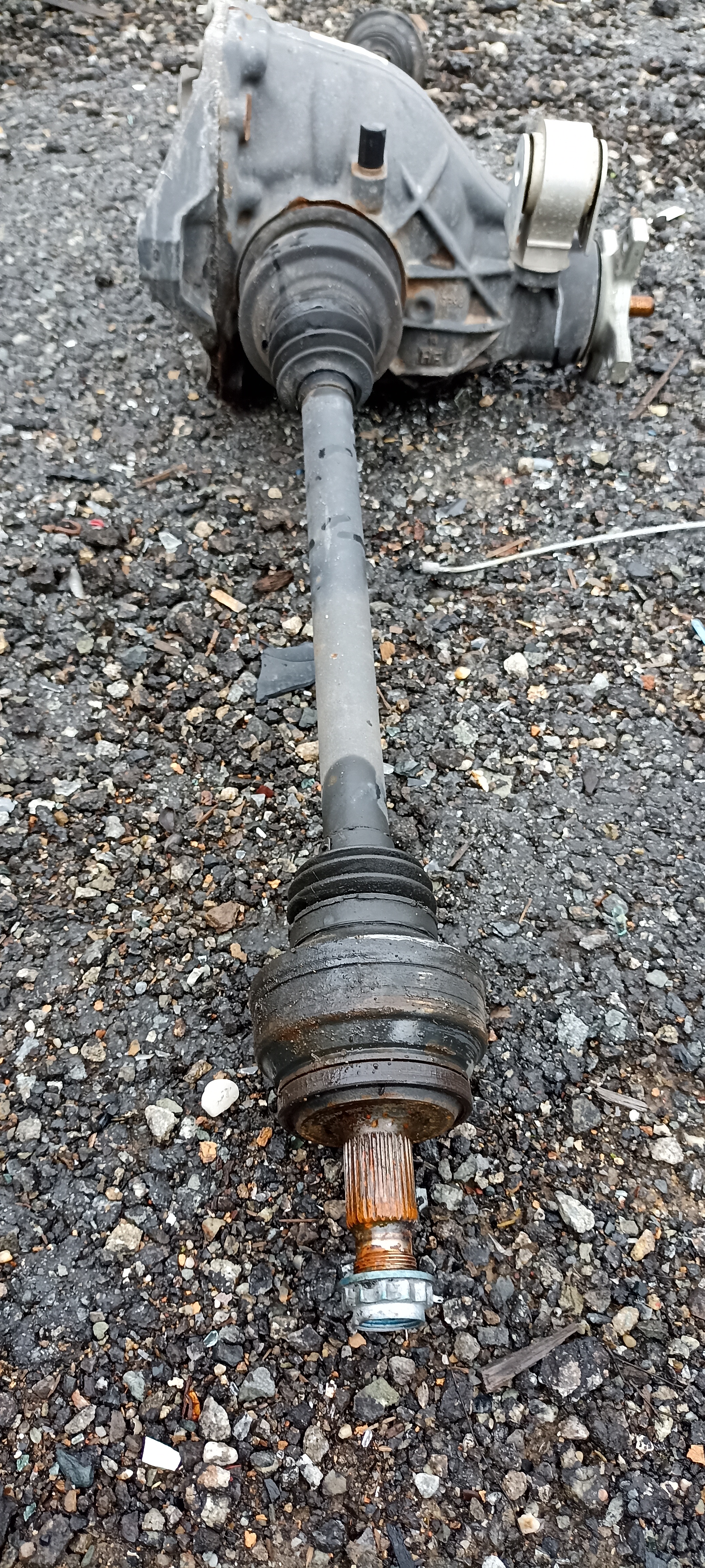 Planetara spate stanga dreapta Mercedes E-Class C207, A207, A2043501910