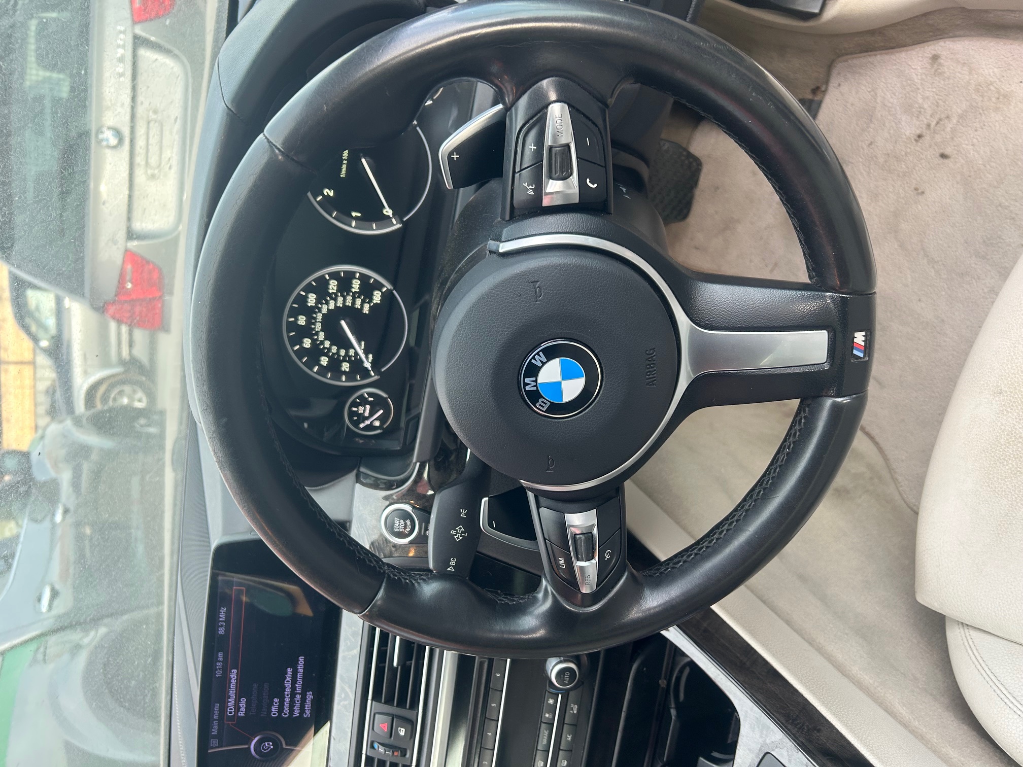 Volan M cu padele BMW Seria 7 F01 F02, volan M BMW