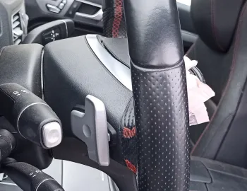 Volan cu padele Mercedes C63 AMG