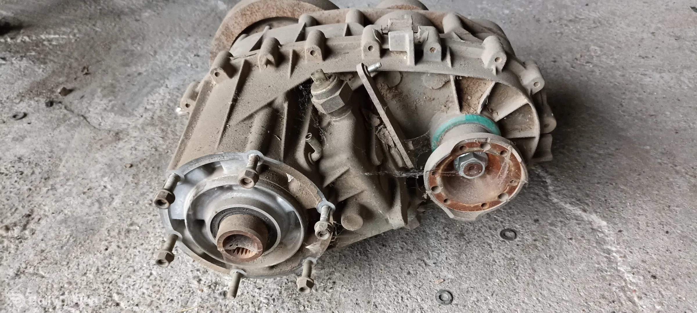 Cutie transfer Jeep Grand Cherokee 2.7crd, 4x4, P52099360AC