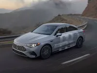 Mercedes lansează noul asistent de conducere MB.Drive Assist Pro în SUA