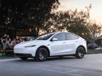Elon Musk ignoră complet declinul vânzărilor Tesla din ultimii doi ani