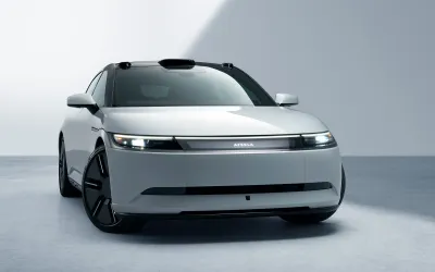 Mașinile electrice traversează o criză, dar vin modele mai ieftine în 2026