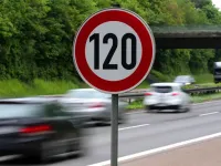 Fiat vrea să limiteze viteza maximă a mașinilor la ~120 km/h — o decizie revoluționară pentru costuri și siguranță