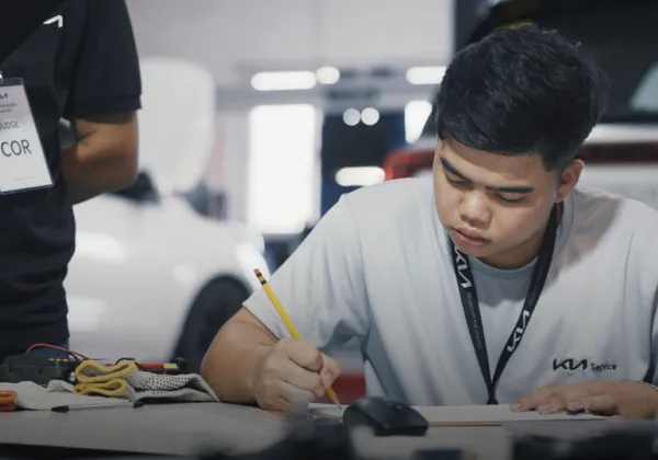 Un nou documentar pune în lumină inițiativa globală 	„Bootcamp” a mărcii Kia