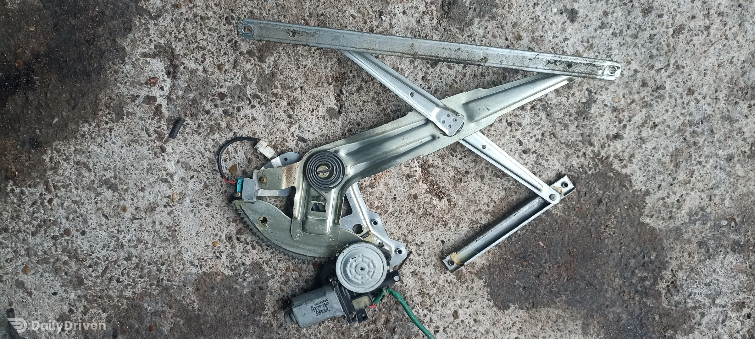 Macara electrica usa dreapta fata Mitsubishi L200, MR144596, 062100-6526