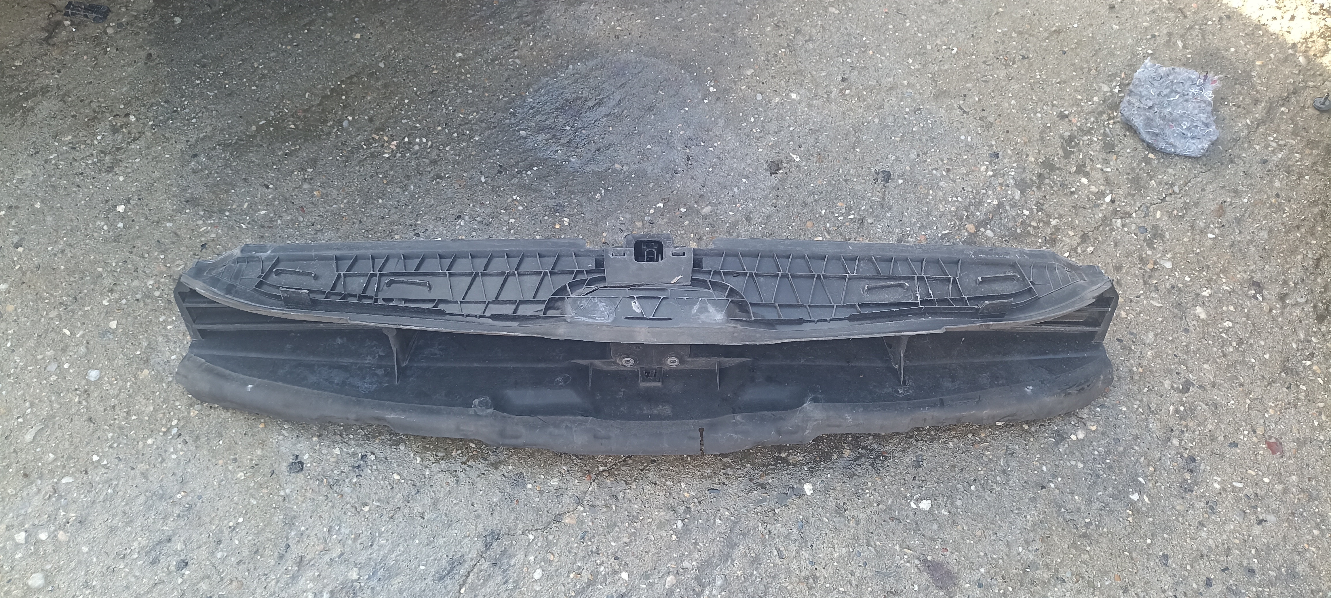 Grila activa inferioara BMW Seria 7 G11 LCI G12 LCI, 51139465295