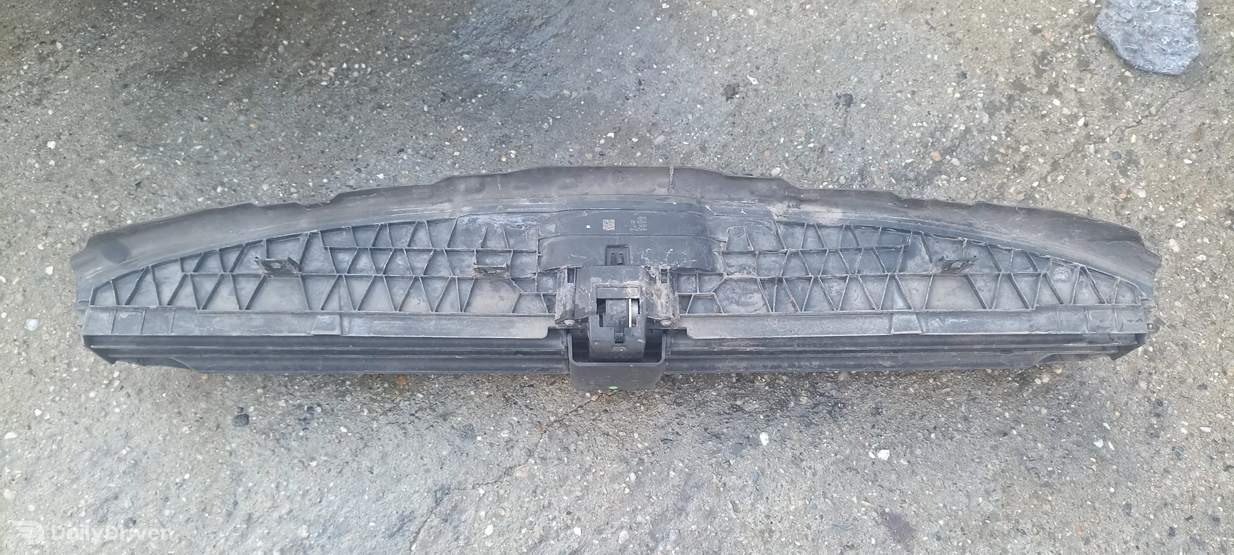 Grila activa inferioara BMW Seria 7 G11 LCI G12 LCI, 51139465295