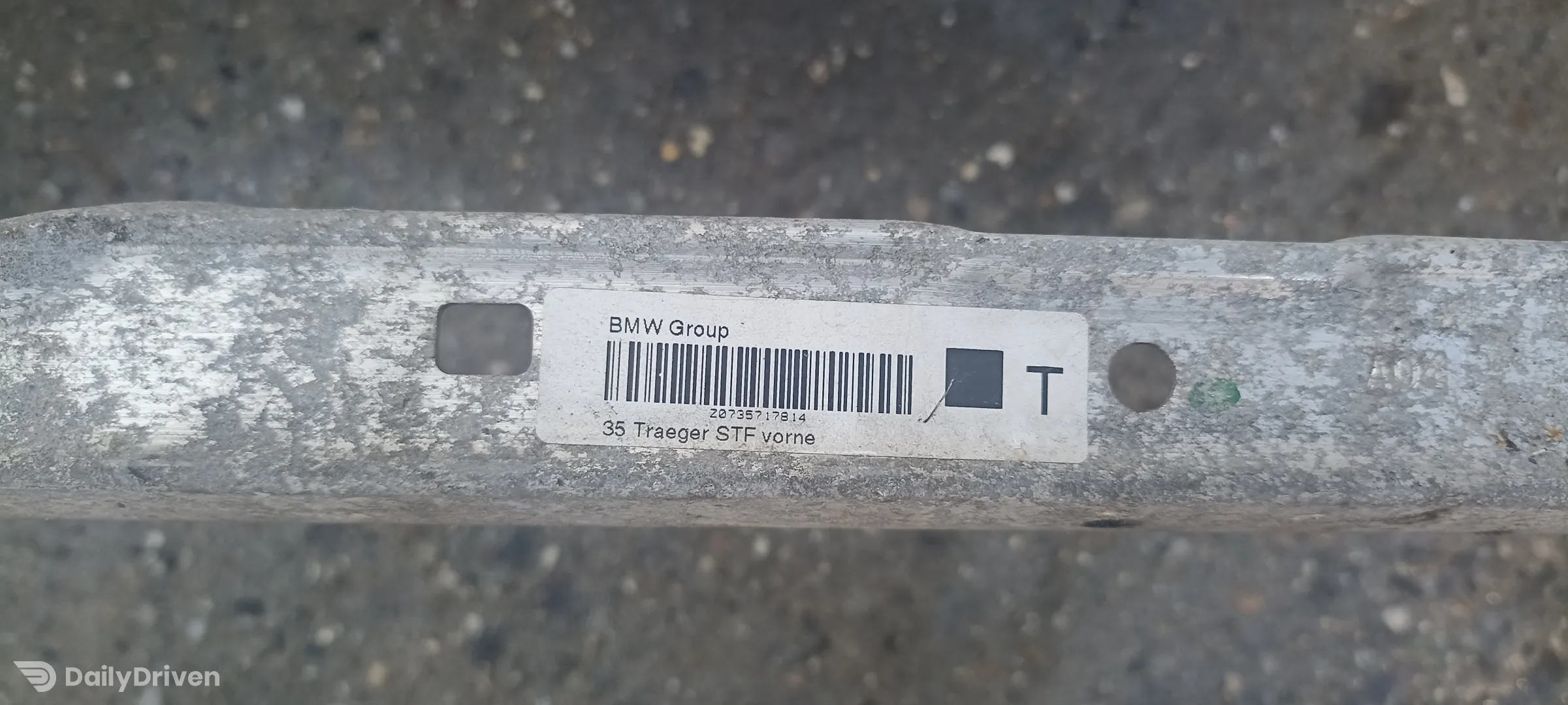 Armatura inferioara bara fata BMW Seria 7 G11 G12, 7357178