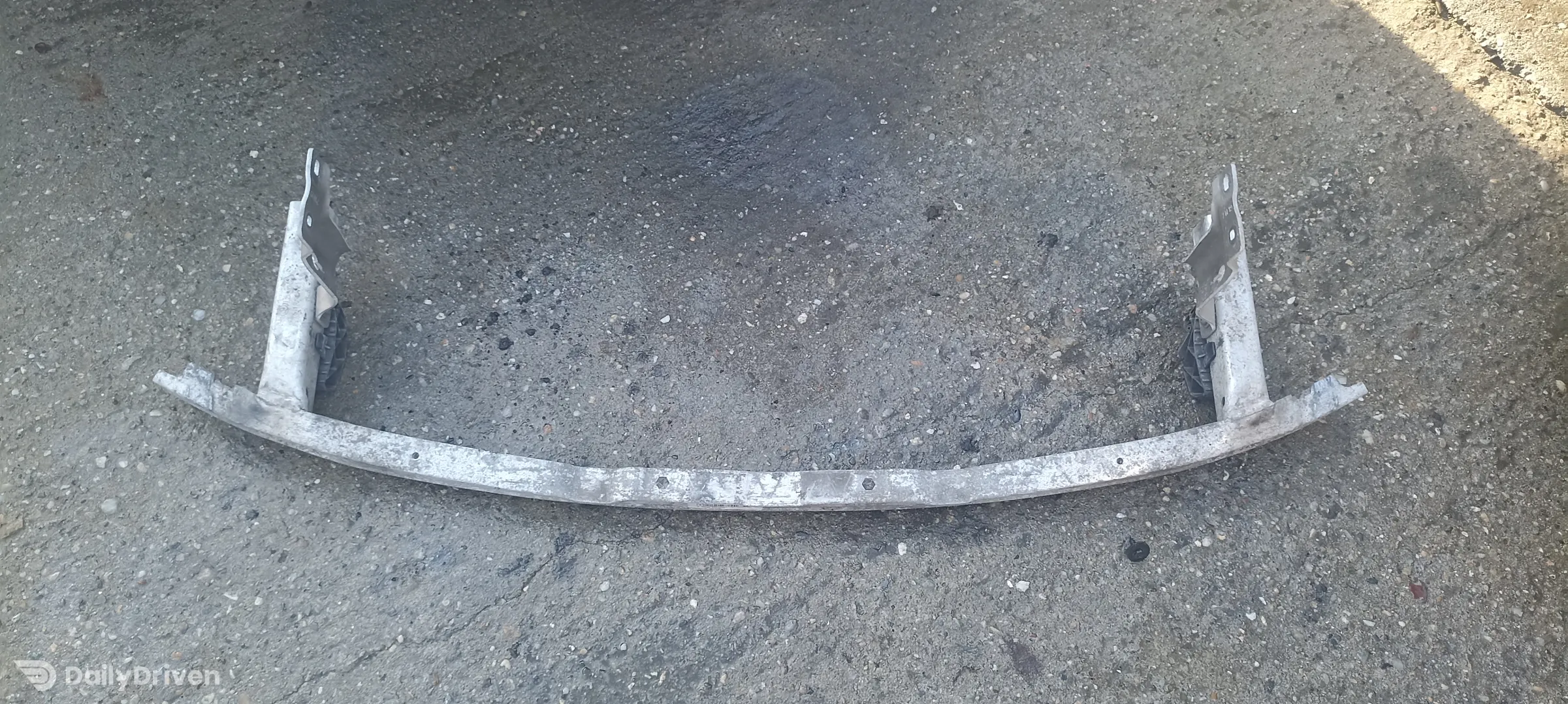 Armatura inferioara bara fata BMW Seria 7 G11 G12, 7357178