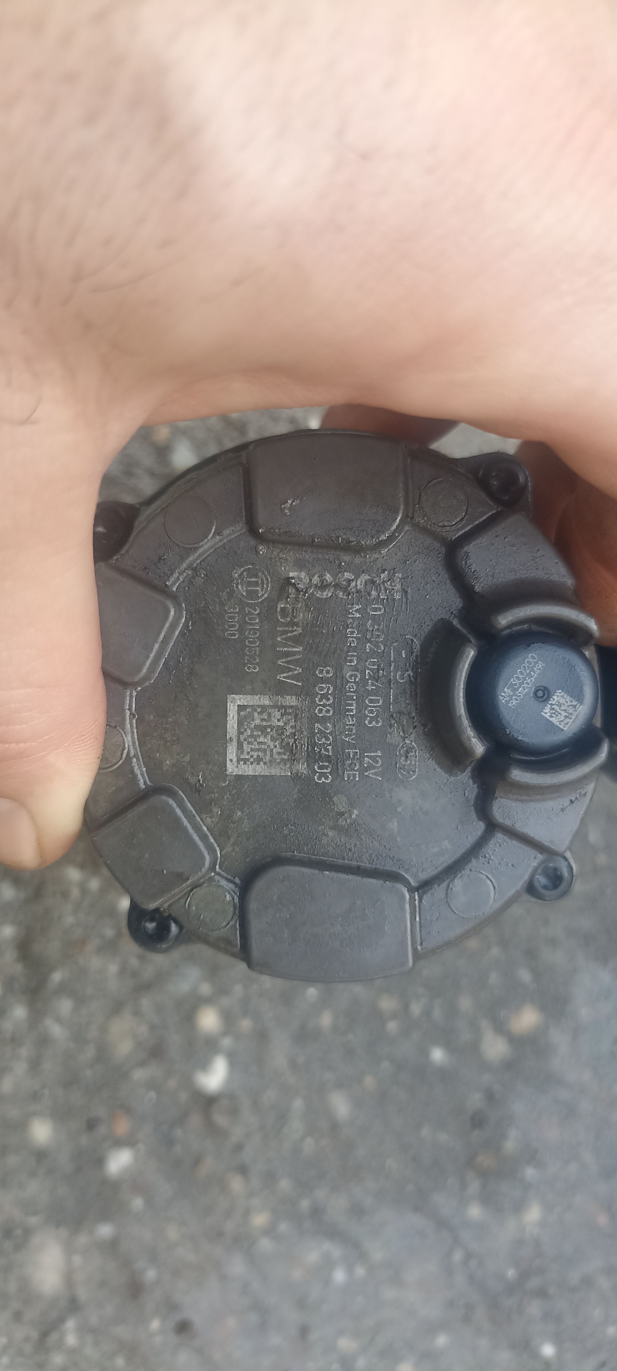 Pompa apa auxiliara BMW Seria 5 F90 M5, 1151 8638237