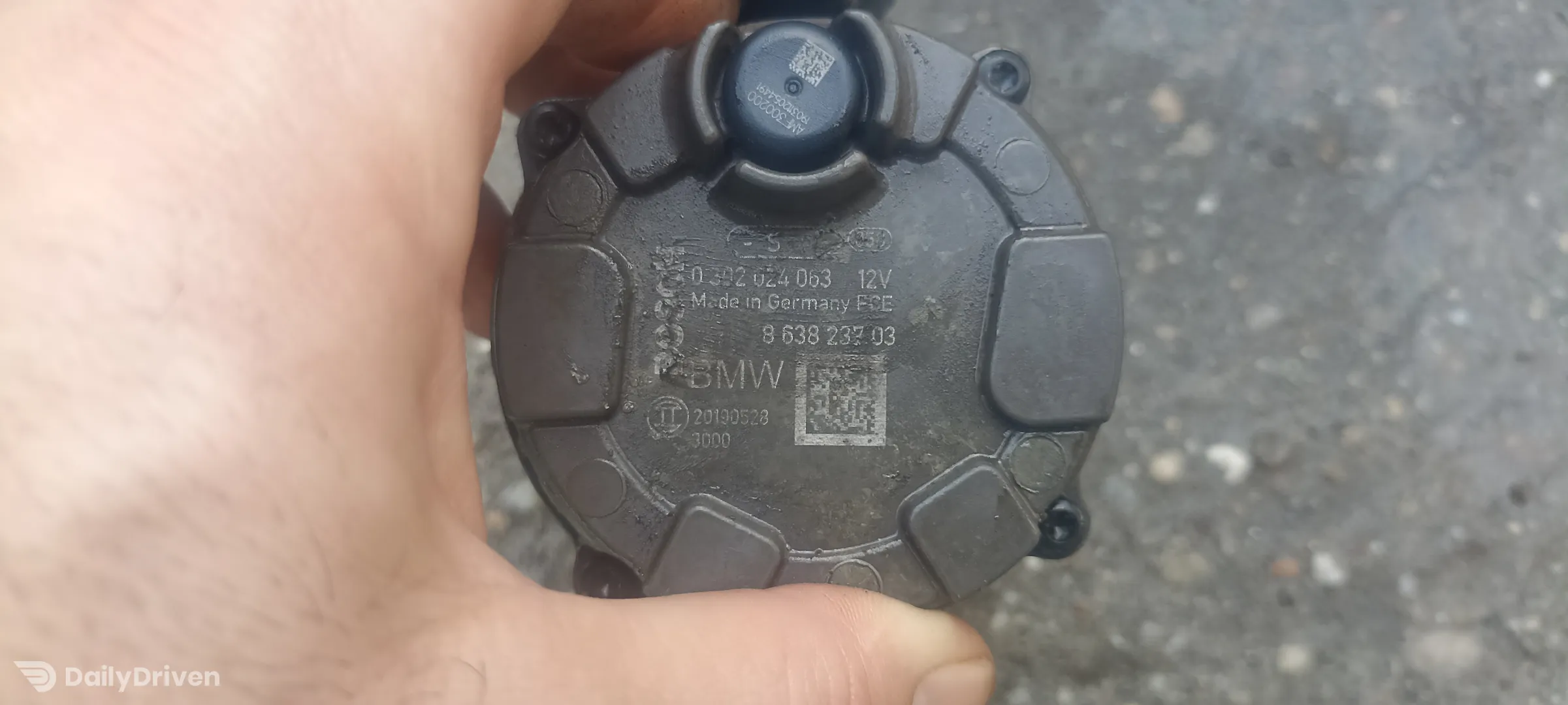 Pompa apa auxiliara BMW Seria 5 G30 G31, 1151 8638237