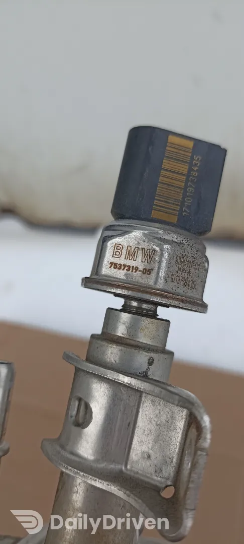 Rampa injectoare BMW Seria 1 E81 E82 E87 E88, N43 benzina, 7562474