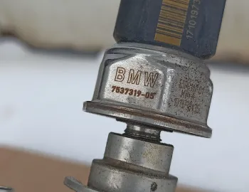 Rampa injectoare BMW Seria 3 E90 E91 E92 E93, N43 benzina, 7562474