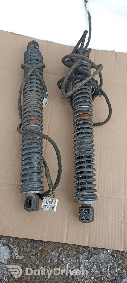 Amortizoare haion electric BMW Seria 7 F01 F02 F03 F04, telescop portbagaj electric BMW F01